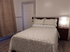 Kekuanaoa Homestead for Double bedroom, hotel em Hilo