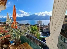 Room with splendid lake view in Montreux city center