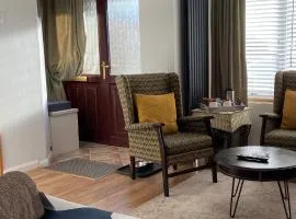 East Cliff Folkestone Guest Suite With Own Entrance