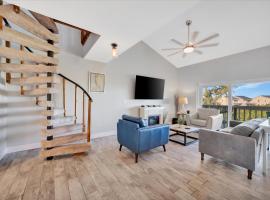 Beach Access & Heated Pool Resort Condo for 8, hotel din Clearwater Beach