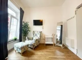 Ferienzimmer mit Küche mitten im Zentrum perfekt um die Stadt zu erkunden