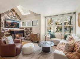 Eira House condo