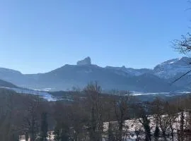 Village house O'Versannes