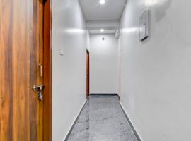 Hotel O Ayesha Palace, Hotel in Bārang