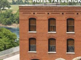 Hotel Frederick, מלון בבונוויל