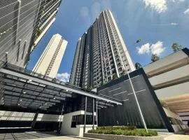 Trellis Residences 5 min drive to RTS and CIQ