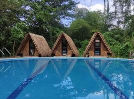 Serenity Cove Resort, resort en San Pablo