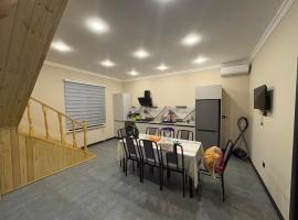 Diana istirahət evləri، فندق في Vǝndam