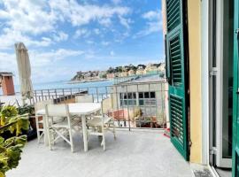 Comodissimo Gaslini e mare