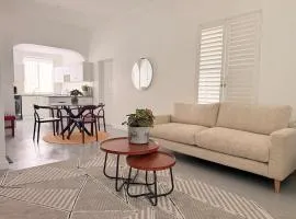 Crescent House