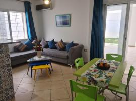 Agréable appartement S1, Résidence Aicha avec piscine，古萊比耶的飯店