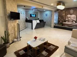 Townhouse Hotel Classy Stay