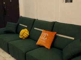 Fukusu II, Hotel in Ikota