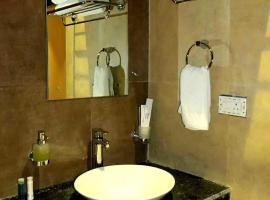 SPOT ON Kontiki Resort India โรงแรมในDām Dim