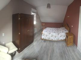 Chambre proche circuit 24h du mans, hotel a Spay