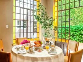 Casa Sur - 400 m from the park at most elegant neighbourhood in Mendoza City