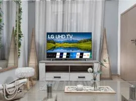Dennis City Center Elegant Apartment 1