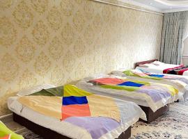 Adventure Guest House, hotel di Pokrovka