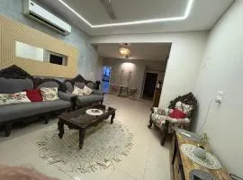 luxurious 4 bhk beautiful party place