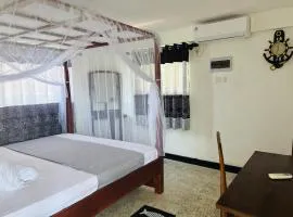 White House Villa Hiriketiya