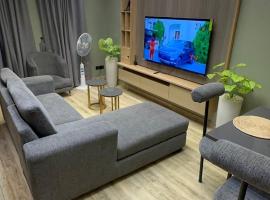 Home2U Homes, хотел в Erunkan