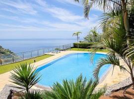 Vista Calheta Apartment โรงแรมในกัลเลตา