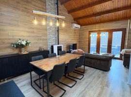 Chalet La Vallée La Boverie – hotel w mieście Rendeux