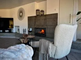 Panorama-Suite mit Kamin & Balkon, Ruhe, Weitblick & Natur im Schwarzwald