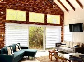 Refugio River Puelo 2, hotel di Puelo