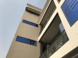 Elegant, 1 Bedroom Apartment & Indoor Pool