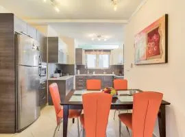 Seaside Luxury Residence near the Airport