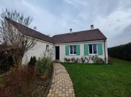 Maison Familiale - 7 personnes - Parking privé & Jardin - Disney 24 min