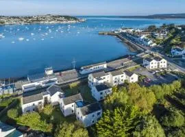 Broadwaters - 2 bed waterfront apartment in Instow