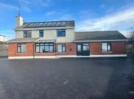 A large 7 bedroom house ideal for large gatherings