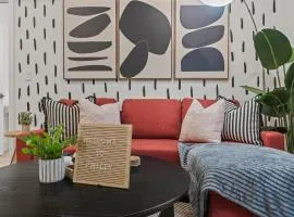Urban 1BR Apartment Near Center City & University City