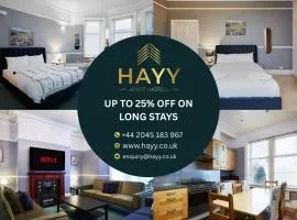 Hayy Contractor House 5 Bedroom Huddersfield Sleeps 18