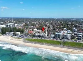 Popular Beach Apartment Great Location