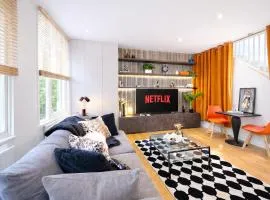Luxury Kensington Mews - Stylish 2-Bed Home