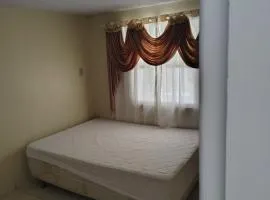 Casa no centro apenas 200m Da praia