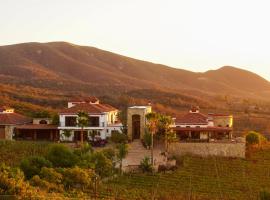 Hacienda Martlot, hotel din Ensenada