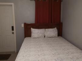 Errol and Nancy's Place – hotel w mieście Nassau