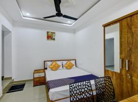 SPOT ON Hotel Aqua Palace Inn, hotel u gradu Kannur