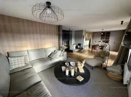 Appartement Standing - 100m Pistes, Vue Lac, 2 Garages - FR-1-295-216