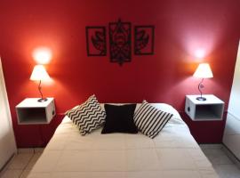 A pasos de la terminal, hotel i Viedma