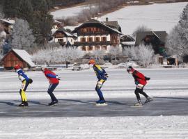 Ferienhof Obergasser und Bergblick, hytte i Weissensee