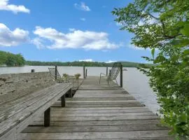 Family Friendly Kennebunk Pond Lakefront Retreat