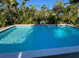 Villa heaven can wait, מלון בSteer Town