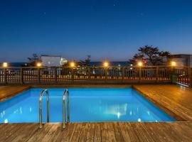 Pohang Blue Hill Pension, khách sạn ở Pohang