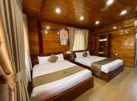 Homestay Nhà Gỗ - Vĩnh Hy