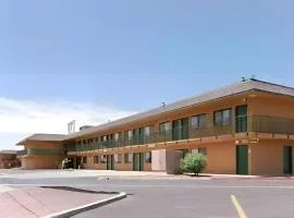Econo Lodge Inn & Suites Yuma